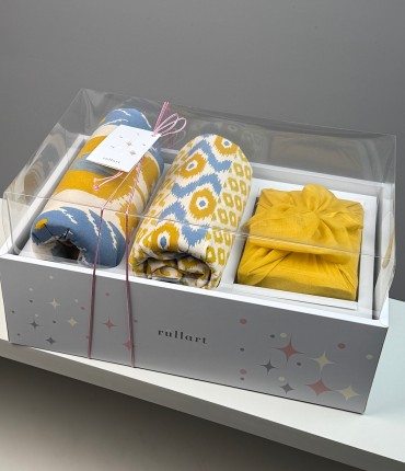GIFT PACKAGE - SCARF - MUSTARD
